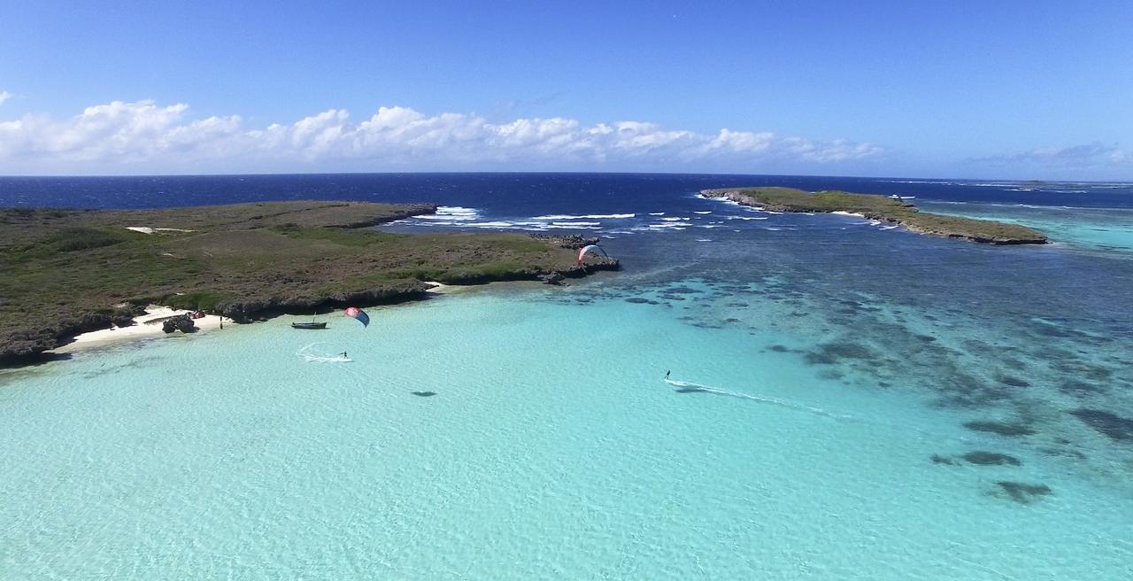 Les Paillottes De Babaomby Hotel Antsiranana Dış mekan fotoğraf